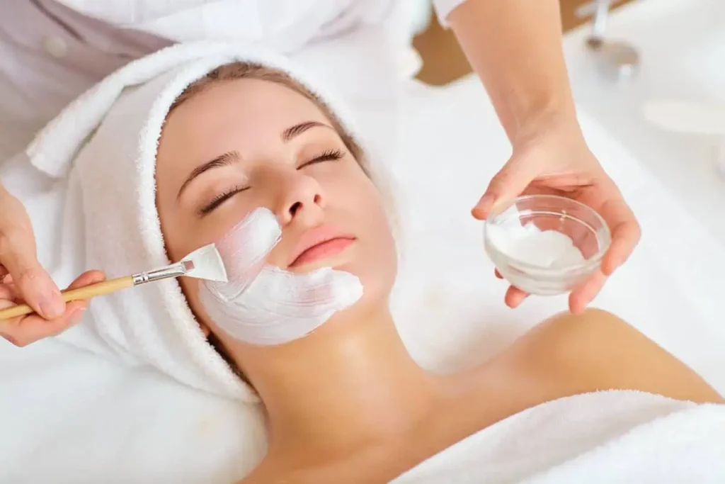 Top Benefits of a Customized Facial Treatment