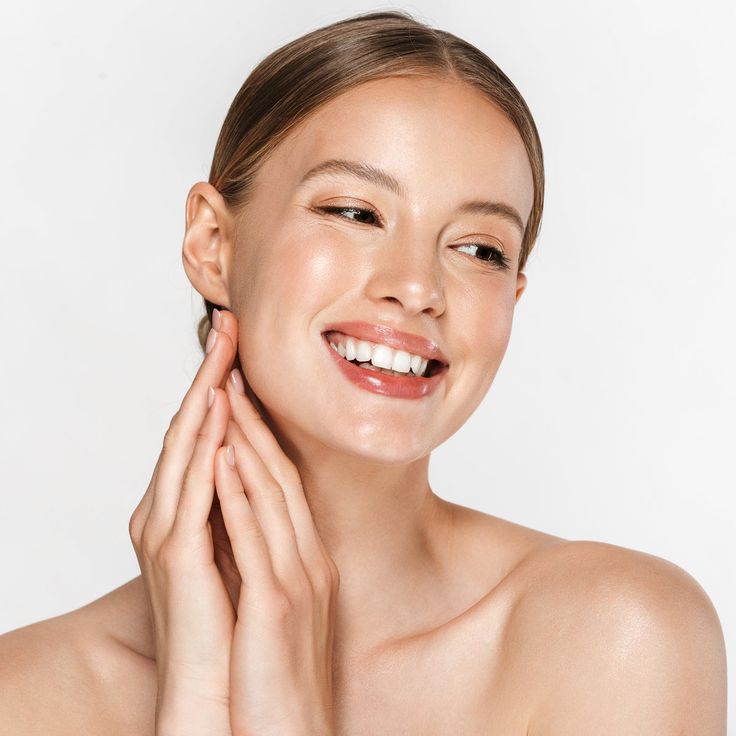 Seasonal Lifestyle Changes That Affect Your Skin