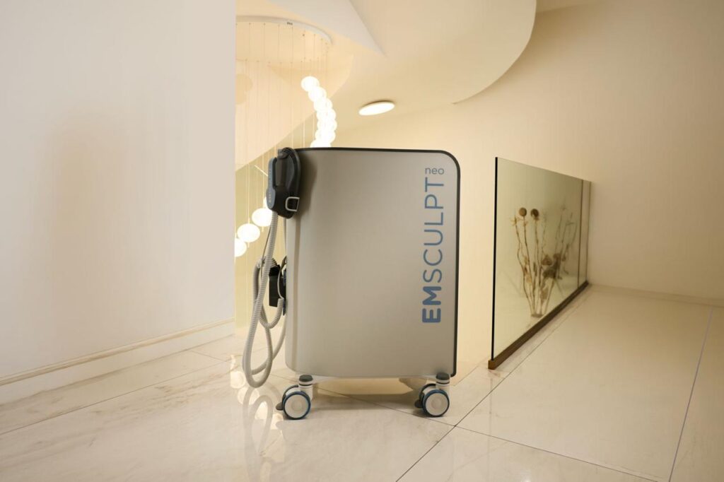 Emsculpt NEO in Dubai - Roxana Aesthetics Clinic