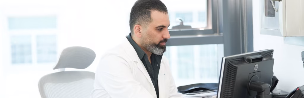 Sport Physiotherapist in Dubai - Dr. Siyamak Afrooz